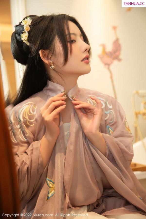 就是阿朱啊  [XiuRen]高清写真图 2022.04.29 No.4945 就是阿朱啊第5张图片